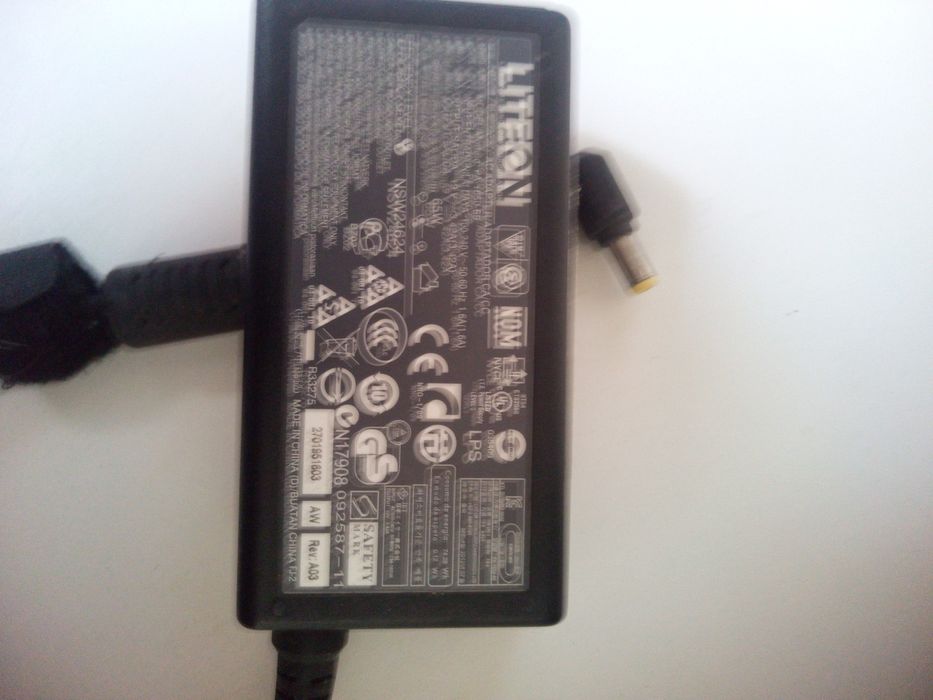 Various chargers64585347208833124