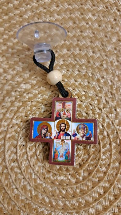 Автомобільний підвісок-оберіг "Хрест з іконами" (на присосці)