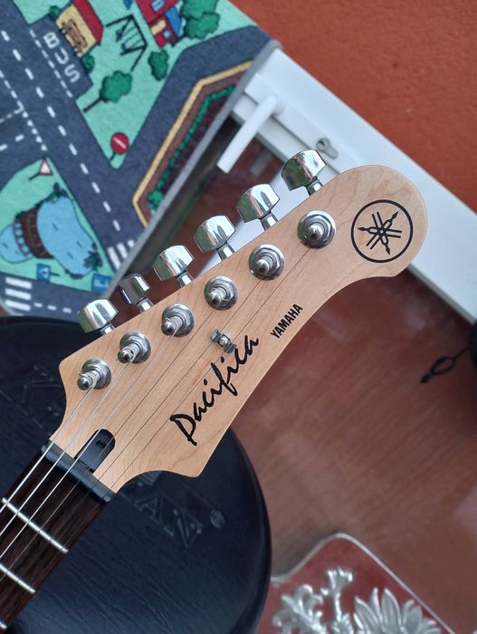 Gitara elektryczna Yamaha