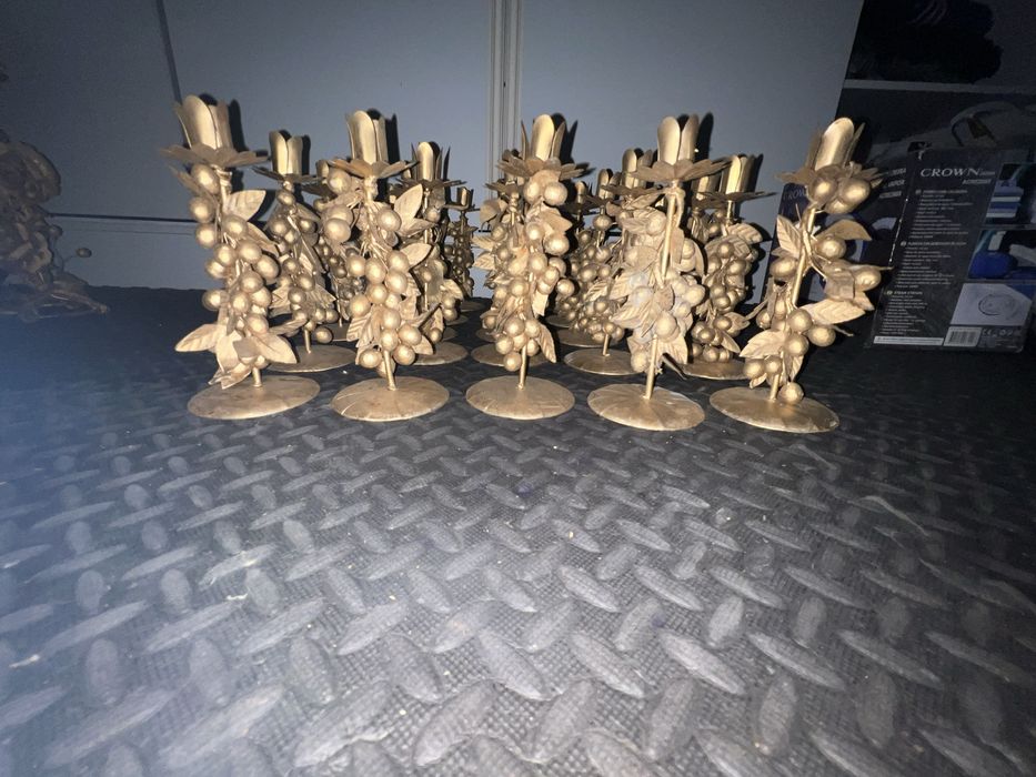 Conjunto de 25 castiçais novos