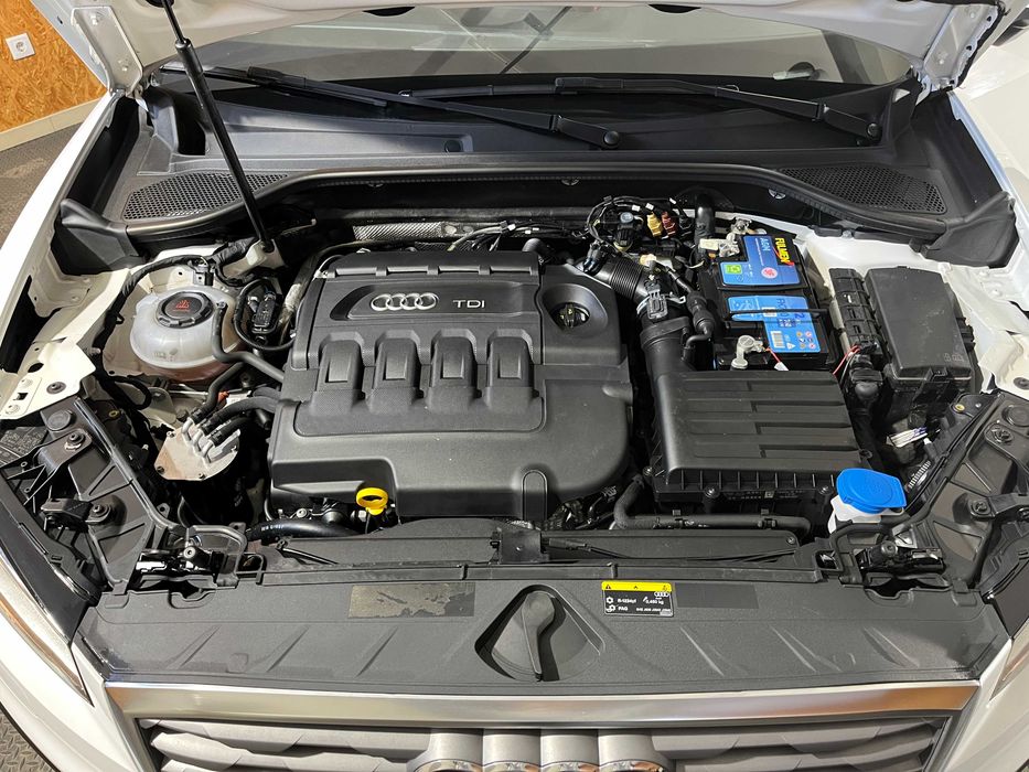 AUDI Q2 Sport 1.6TDi 30TDi S-tronic Automático