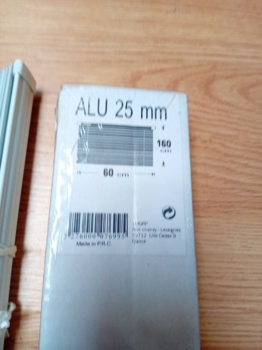 Estore Veneziano de aluminio branco 
60 x 160