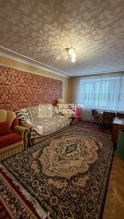 Продаж 2-кімнатної квартири на початку міста з окремими кімнатами
