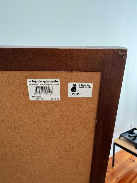 Espelho de chão com suporte