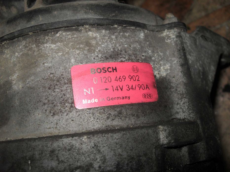 BMW E34 Alternator Bosch