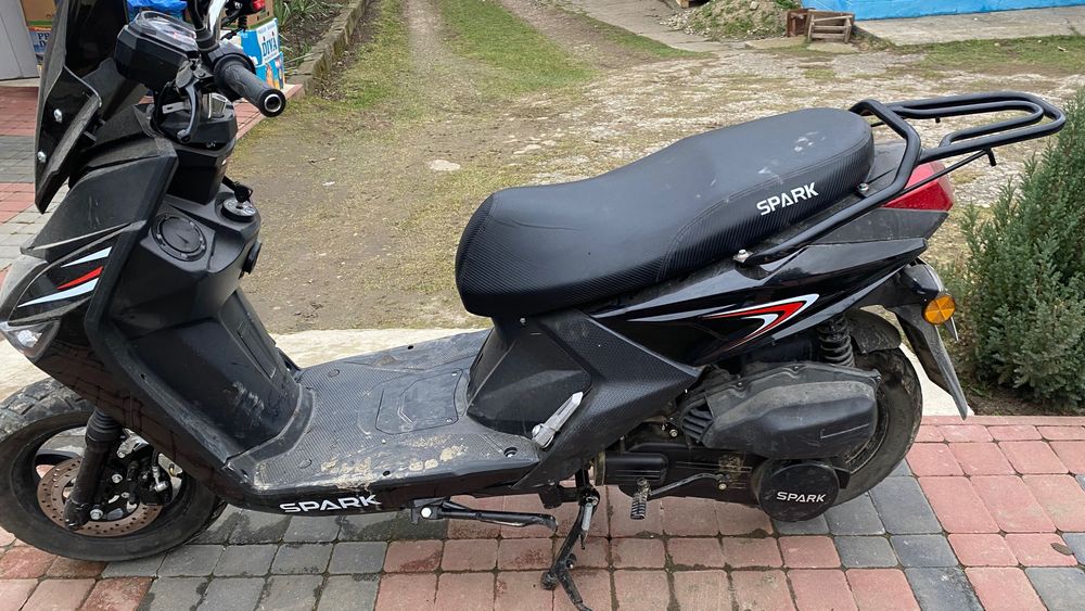 Продам скутер, spark sp150s 19BN