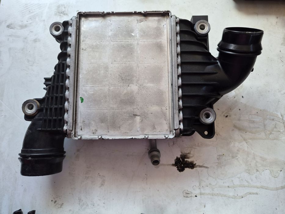 Chlodnica Intercoolera Jaguar F-Pace HX73-6K775-AE