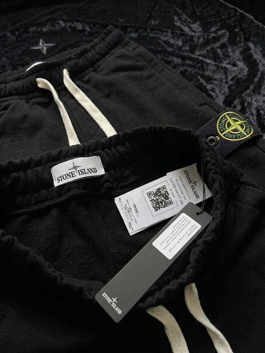 Стон Айленд Черные Шорты | Stone Island Чоловічі Шорти