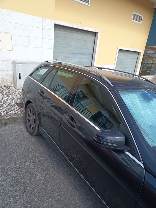 -OPORTUNIDADE- Mercedes-Benz C200 CDI Avantgarde com reboque
