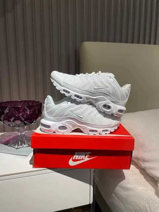 Nike Air Max TN Plus Biały r.37,5