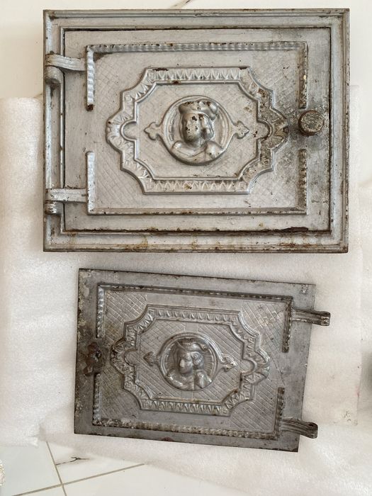 Drzwiczki do pieca kaflowego,