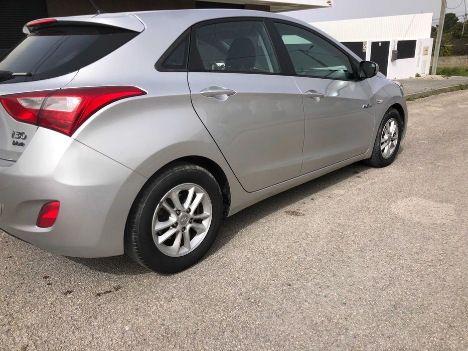 Hyundai I30   1.4 CRDI  Nacional