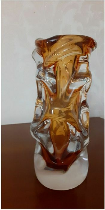 Ваза з прозорого  скла