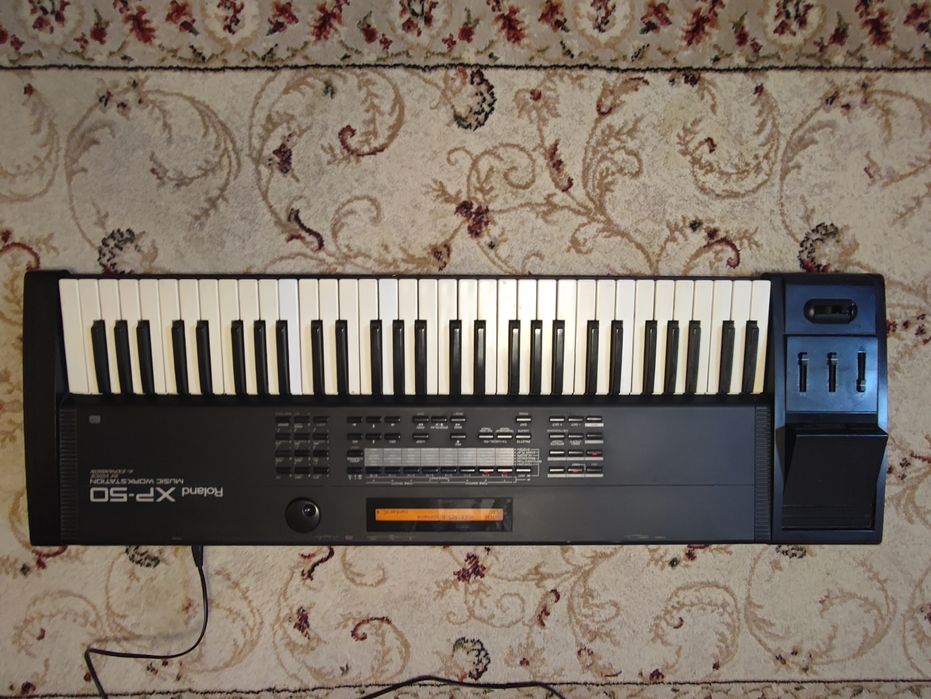 roland xp 50 - Купить синтезаторы - Цена на OLX.ua