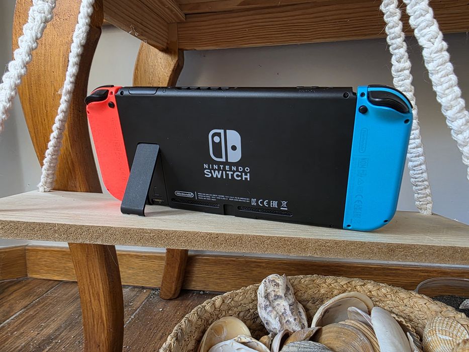 Nintendo Switch V2