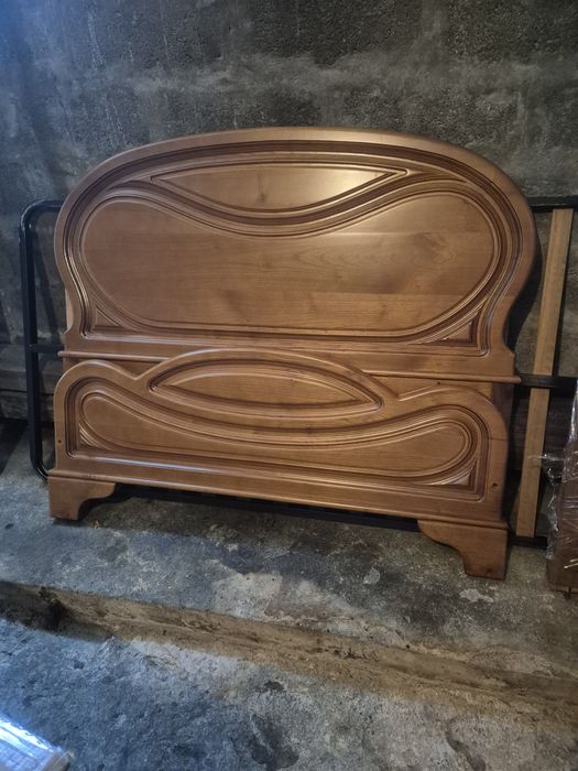 Cama de casal  com estrado