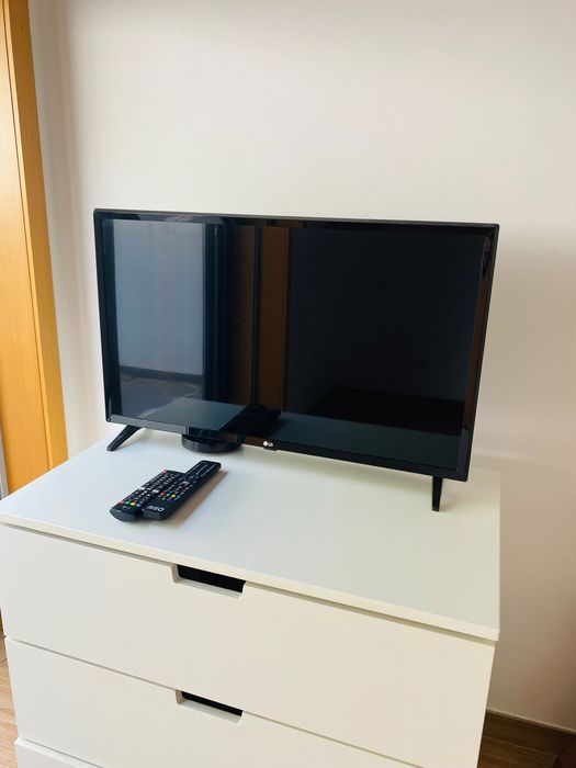 Smart TV Full HD - TV LG 32LJ610V - 32”