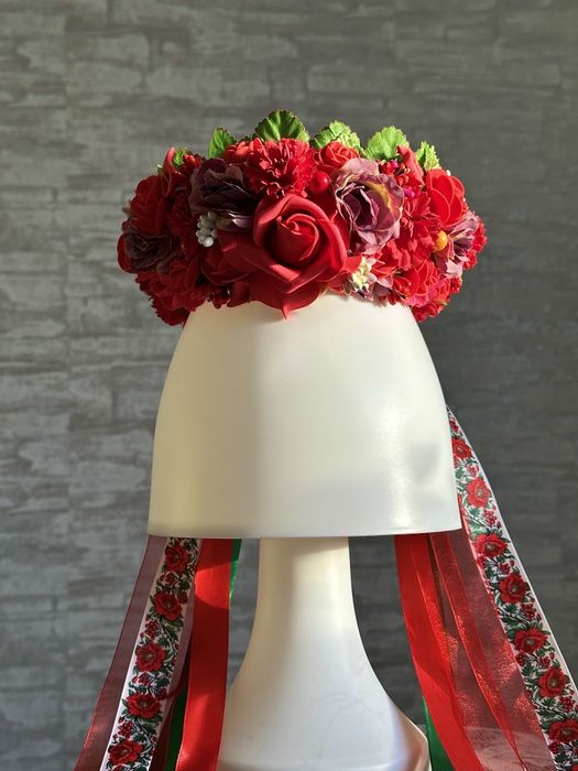 Вінок український, червоний віночок ручної роботи