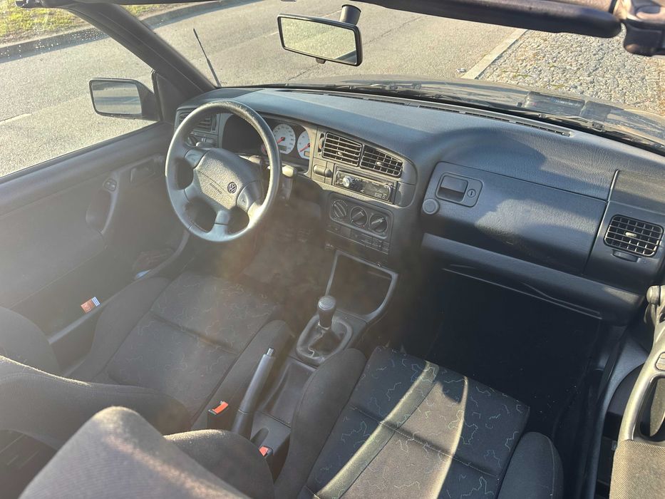 VW Golf 1.6 Cabriolet