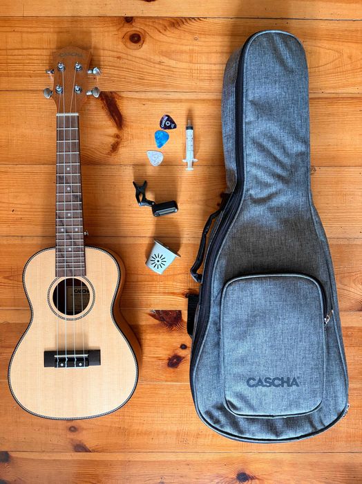 Ukulele koncertowe Cascha HH2151 lity świerk + etui + akcesoria