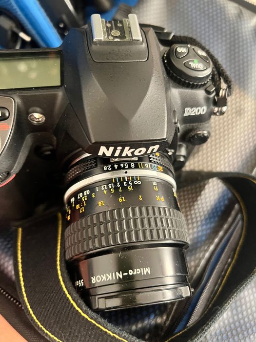 Nikon D200 aparat plus akcesoria