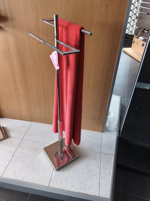 Toalheiros e acessórios latão cromado e inox