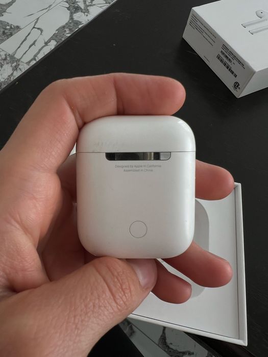 навушники AirPods A2032 A2031 A1602