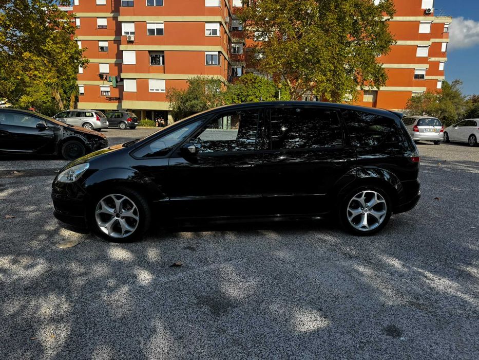 Ford S-Max 2.2 TDCI 175cvs foto 2