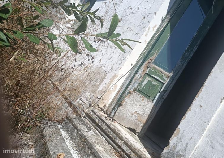 Moradia T3 em Aljubarrota com terreno 150 m²