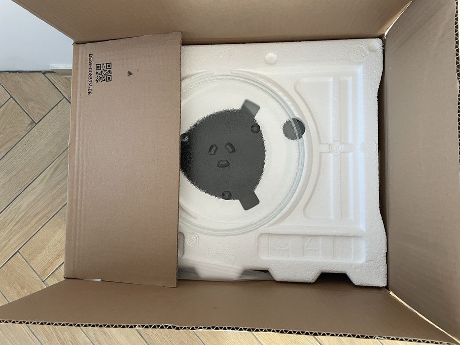 Nowa kuchenka mikrofalowa samsung