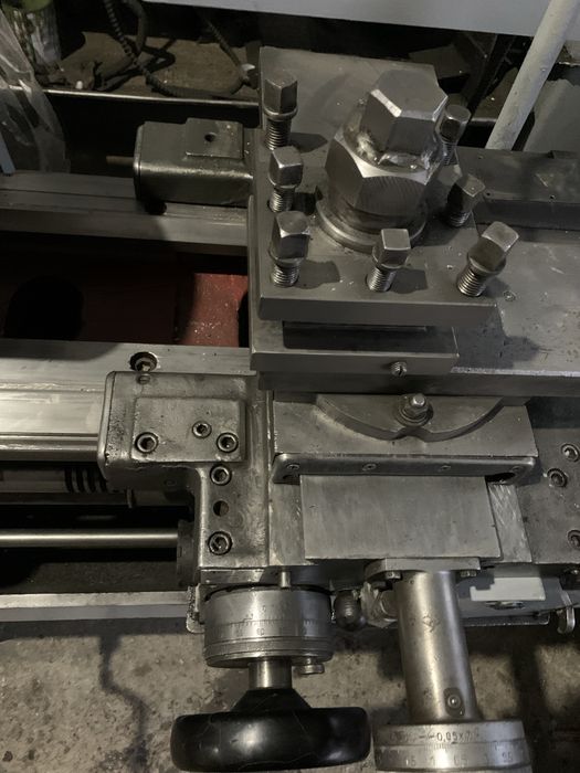 Токарный 1в62 г с выемкой под патроном