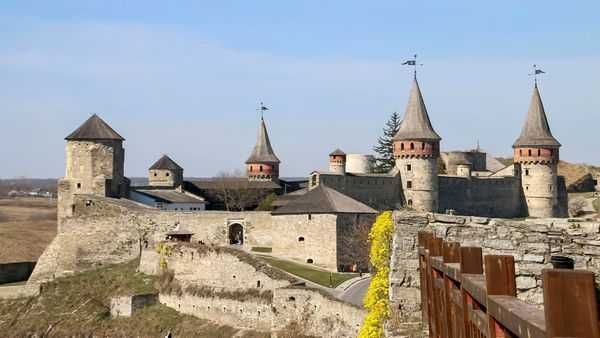 Квартира Подобово, Погодинно в центрi мiста. Ремонт. WI-FI.