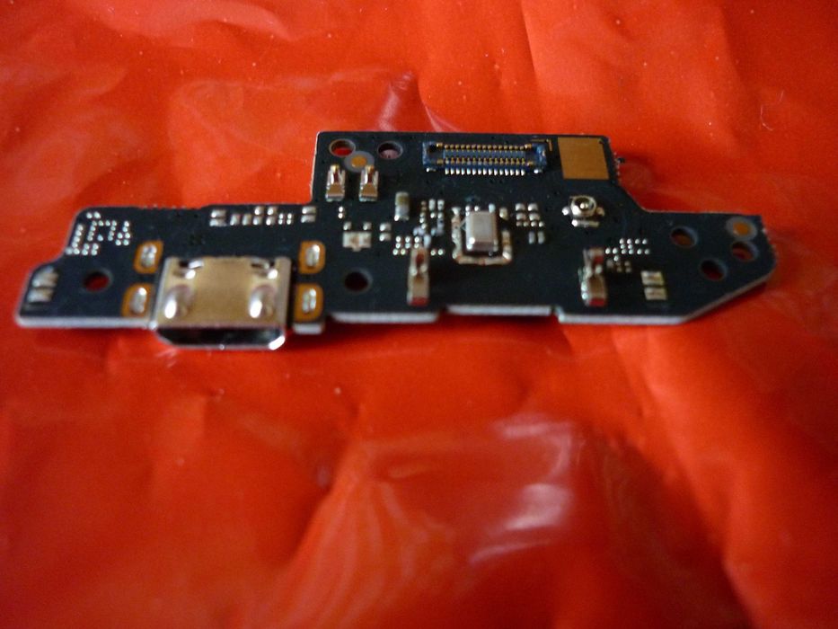 Нижня плата Redmi 9A /Redmi 9AT /Redmi 9C з роз'ємом зарядки, мікрофон