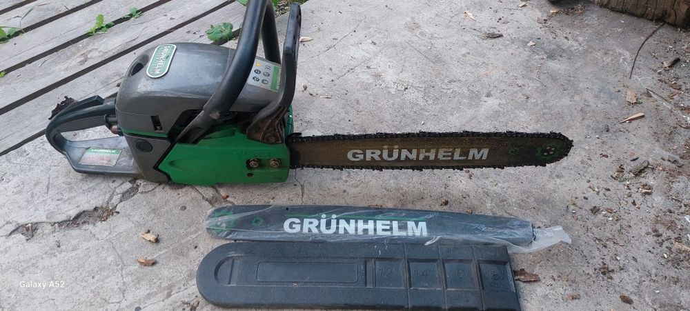 Бензопила ланцюгова Grunhelm GS5200M Professional