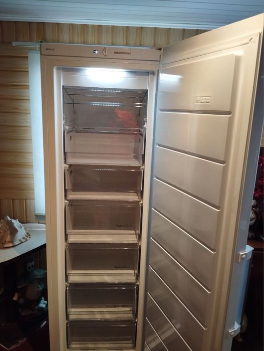 Морозильна камера Gorenje