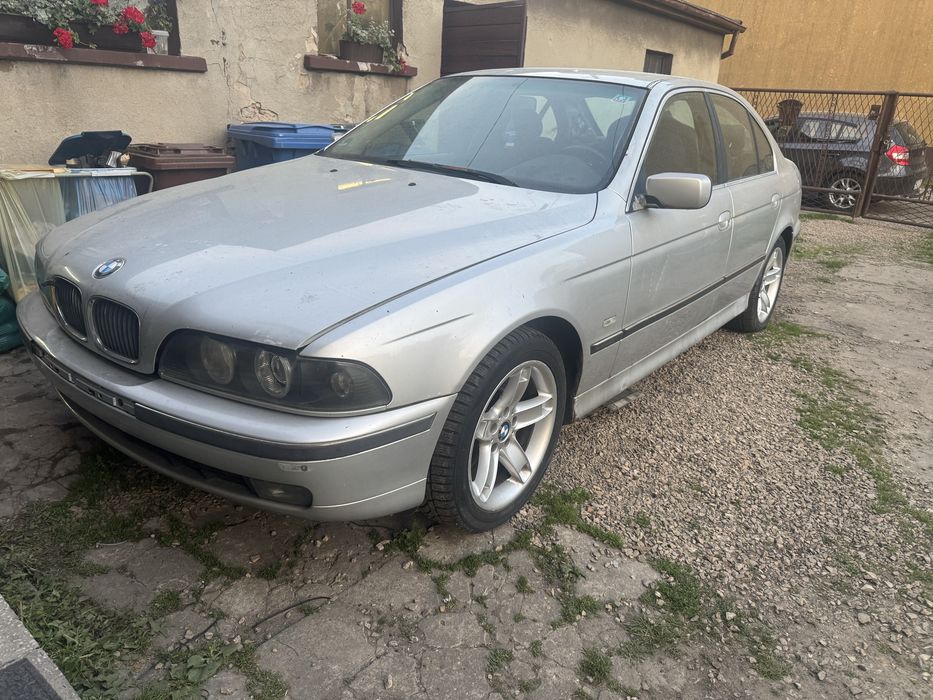 BMW E39 523i 2.5 b automat