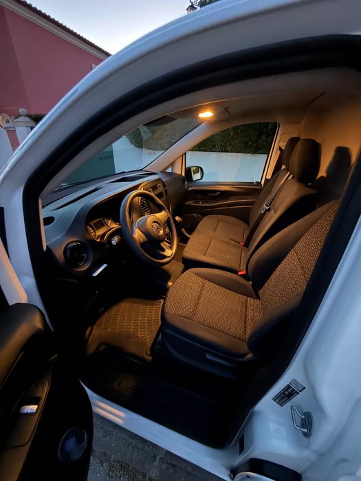 Mercedes Benz Van