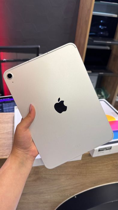 Apple iPad 11" 128GB Wi-Fi + Cellular Silver (MD7F4) 2025