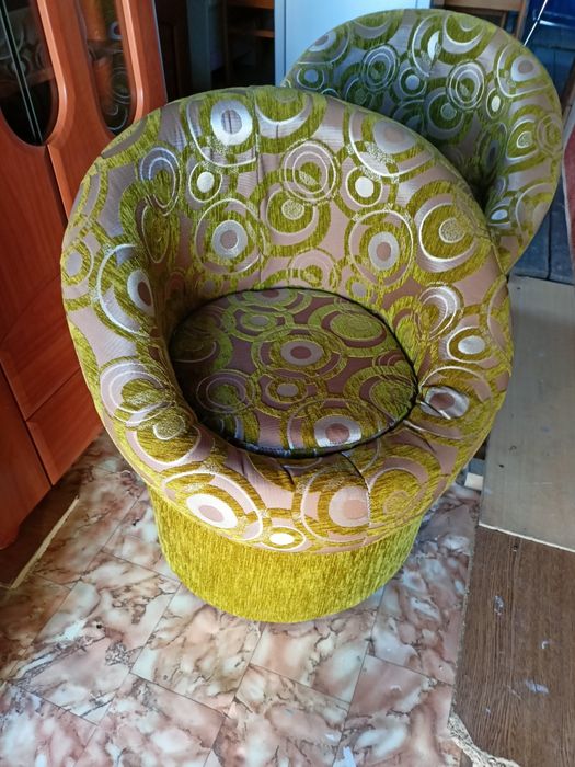 Fotele /Pufy z oparciem stan idealny!!!