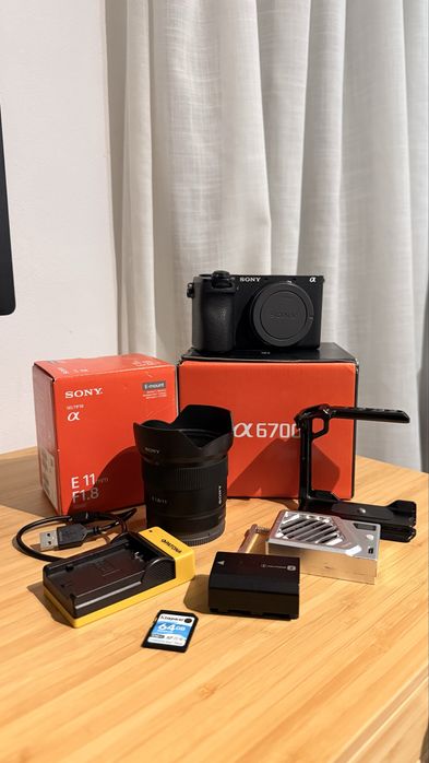 Kit Sony A6700 + Lente + acessorios (vendo separado tambem)