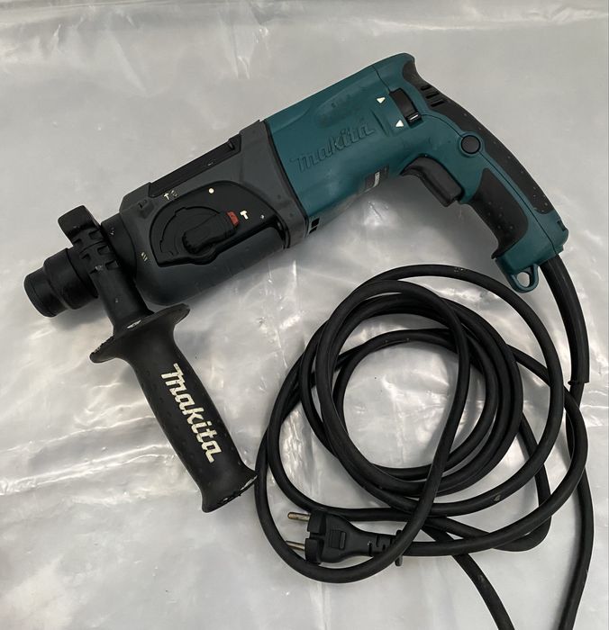 Оригінальний Перфоратор Makita HR2470