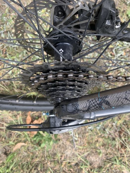 Продам велосипед Cube