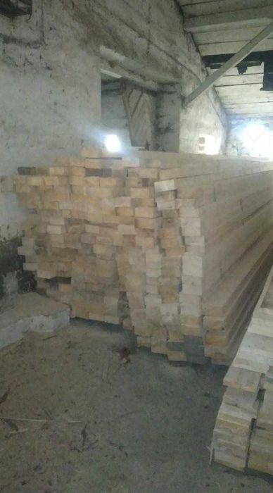 Пиломатеріали: дошка, доска 160*20*3м (брус свіжопиляна,суха,висушена)