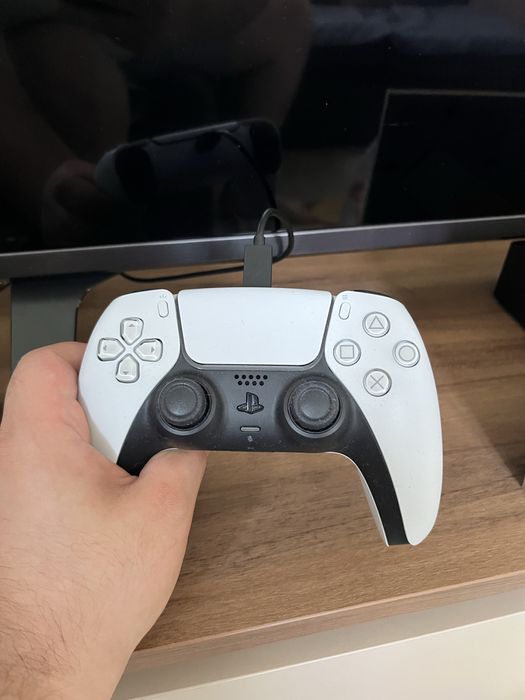 Playstation 5 Slim + 2 Jogos