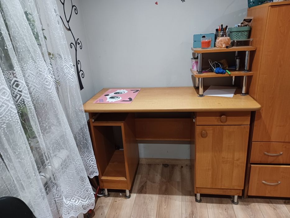 Biurko duże do szkoły gabinetu