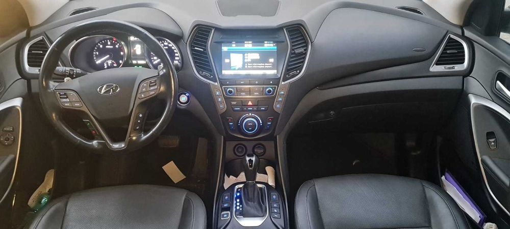 Hyundai Santa Fé 2018 — 7 Lugares — Top de Linha