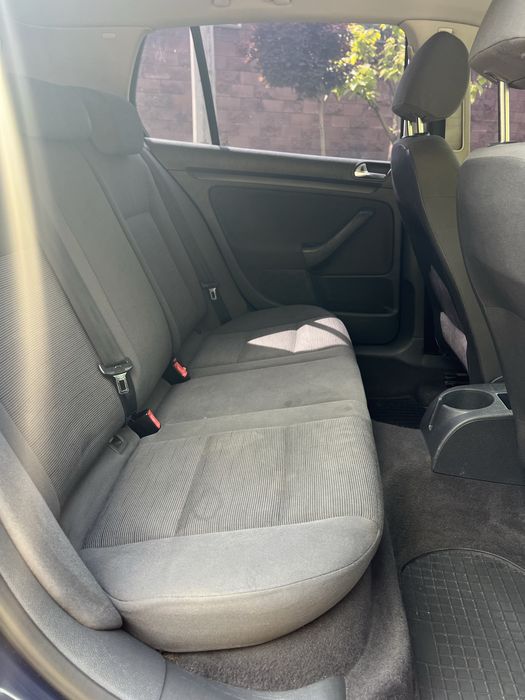 Volkswagen Golf V  2005 рік 1.9 tdi Нерозмитнений