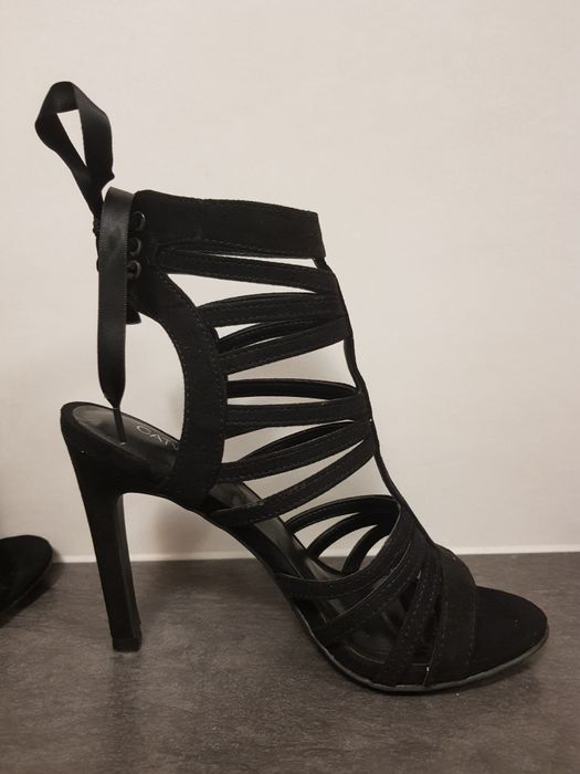 Szpilki czarne buty na obcasie rozm. 36