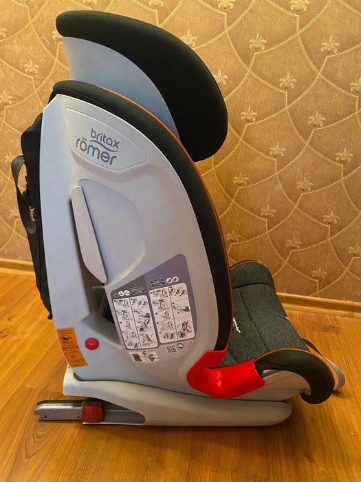 Автокрісло Britax Römer