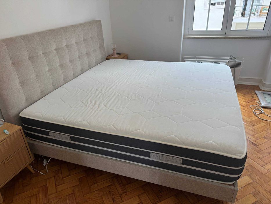 Cama 200x200 + colchão viscoelástico 28cm + cabeceira